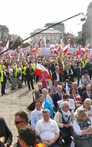Gigantyczny marsz ”Obudź się Polsko”